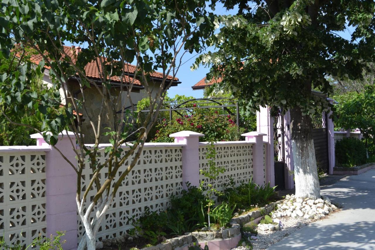 וארנה Sea & Garden Villa מראה חיצוני תמונה